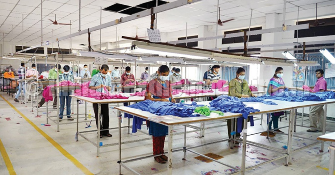 US Tariffs Put Indian Textile Exporters at Disadvantage, Industry Body Warns US Tariffs Put Indian Textile Exporters at Disadvantage, Industry Body Warns