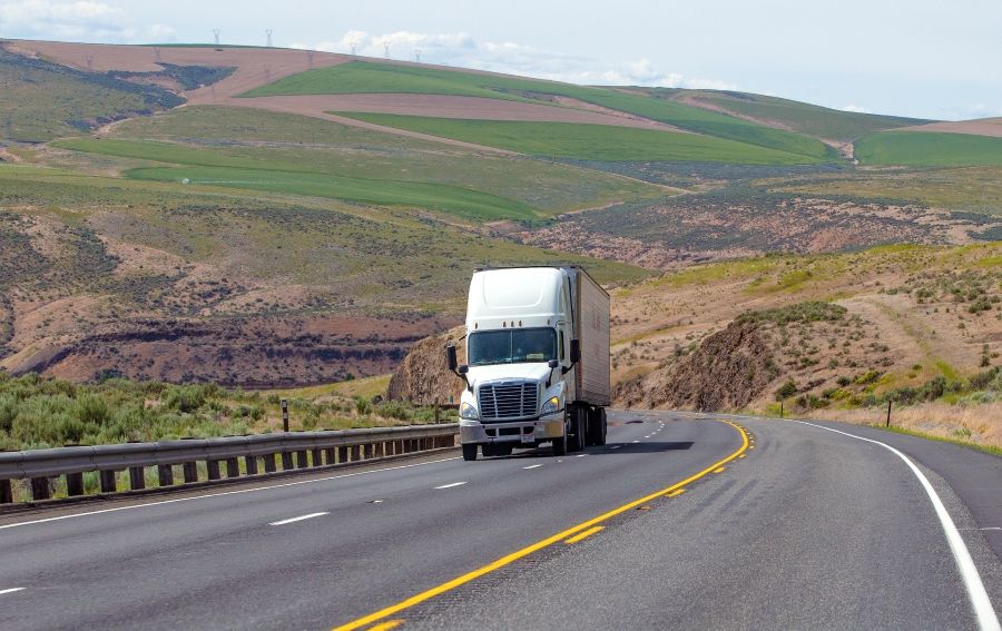 US truckload spot rates surpass COVID-19 highs under supply pressure Journal of Commerce Logo