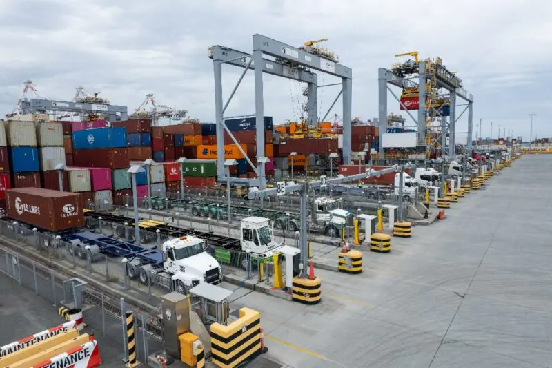 DP World rolls out electric ITV at Brisbane terminal